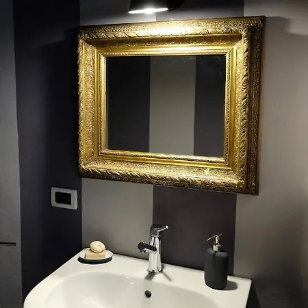 Esclusiva Casa Indipendente In Centro *